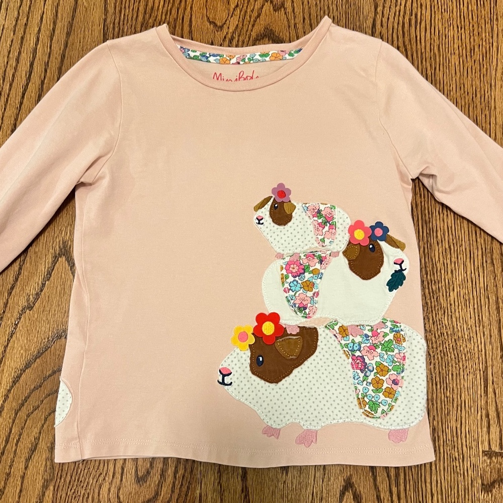 Mini Boden girls shirt, pink appliqué size 5-6, EUC!